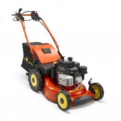 Corta relva profissional, para os trabalhos mais exigentes, com capacidade de recolha e mulching mesmo para vastas áreas. Transmissão hidráulica ATC, para maior conforto do utilizador. Largura de corte: 53cm. Motor: Kawasaki FJ 180V OHV 3 kW. Tração hidráulica 3 velocidade de 0 a 5,5 km/h. Chassis alumínio , cesto 85 litros de capacidade.